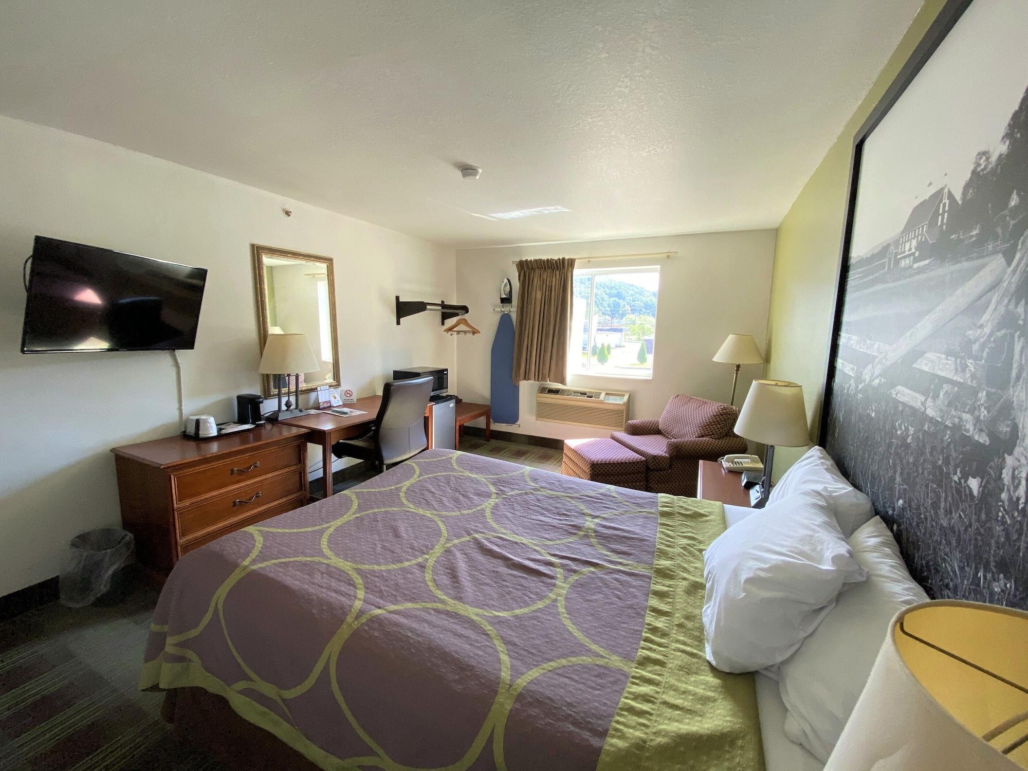 Super 8 By Wyndham Pittsburgh/Monroeville Eksteriør bilde