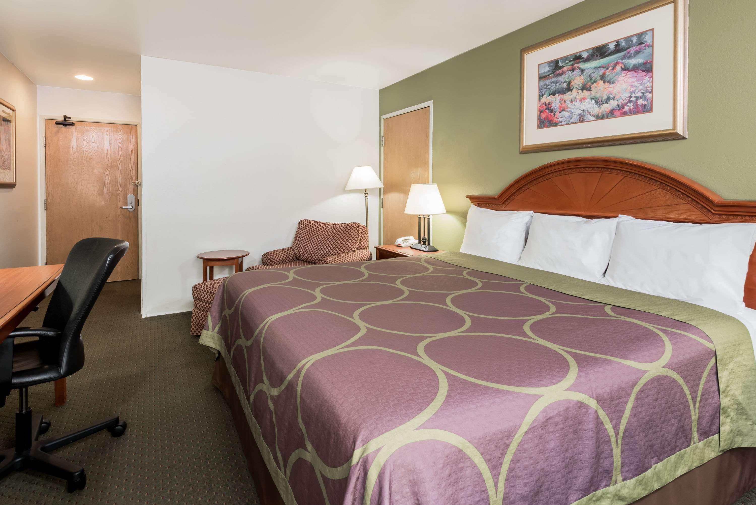 Super 8 By Wyndham Pittsburgh/Monroeville Eksteriør bilde