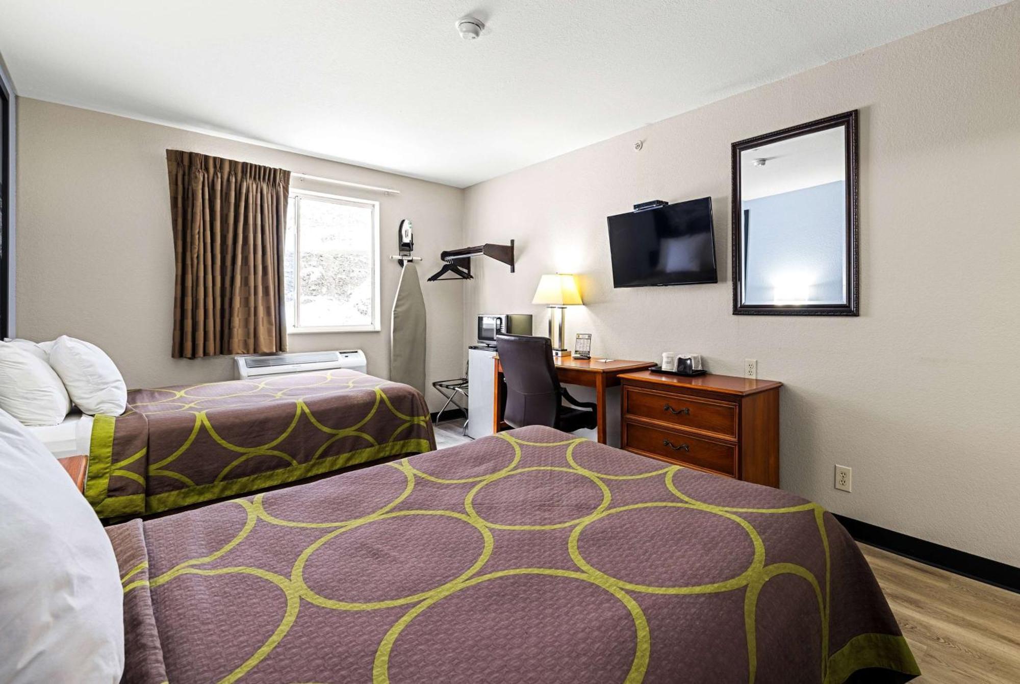 Super 8 By Wyndham Pittsburgh/Monroeville Eksteriør bilde